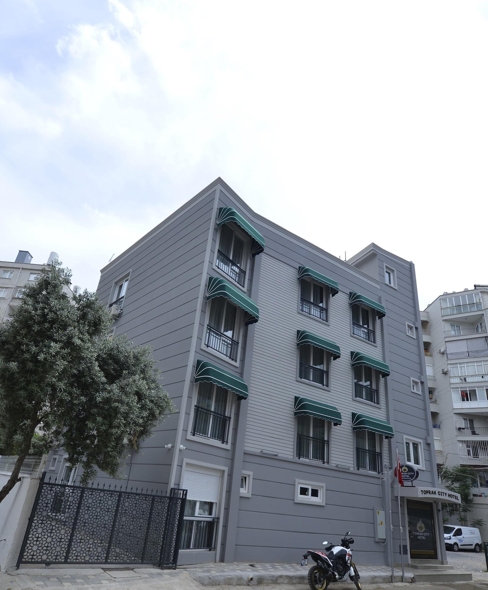 Varios Toprak City Hotel