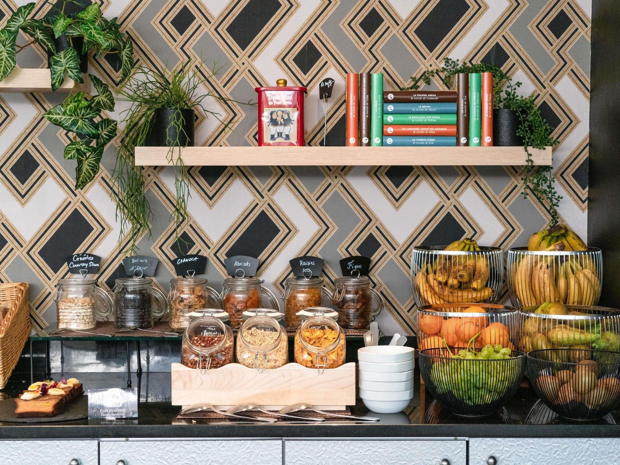 Vista Exterior Mercure Paris Orly Rungis Aéroport