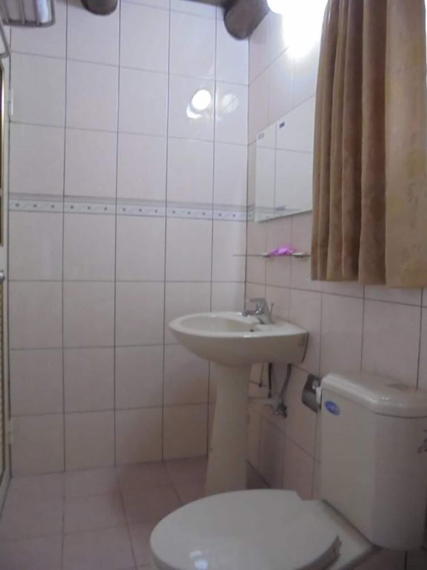 Habitación Antique Courtyard B&B