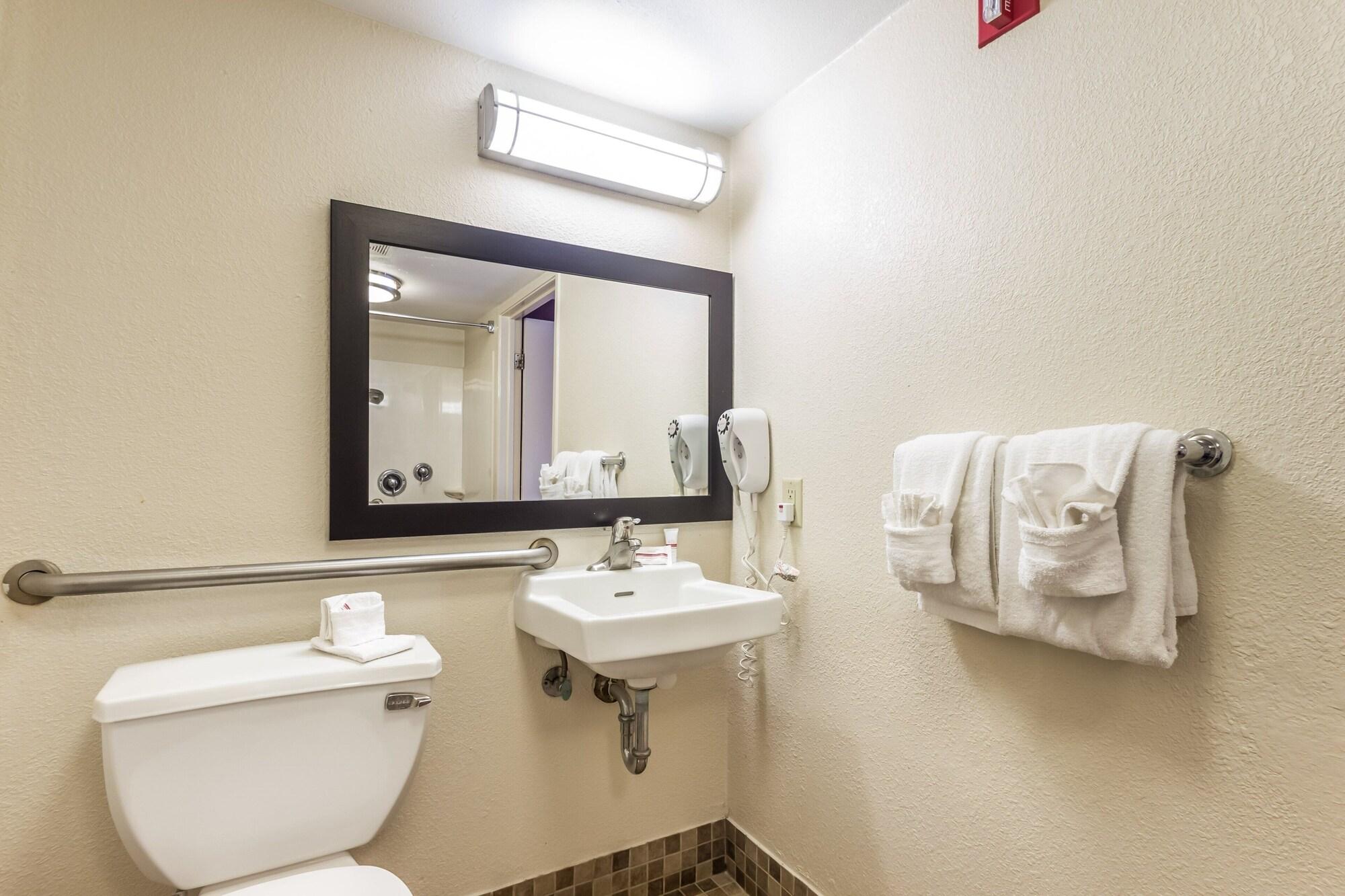 Equipamiento de Habitación Red Roof Inn Milwaukee – Airport/Oak Creek