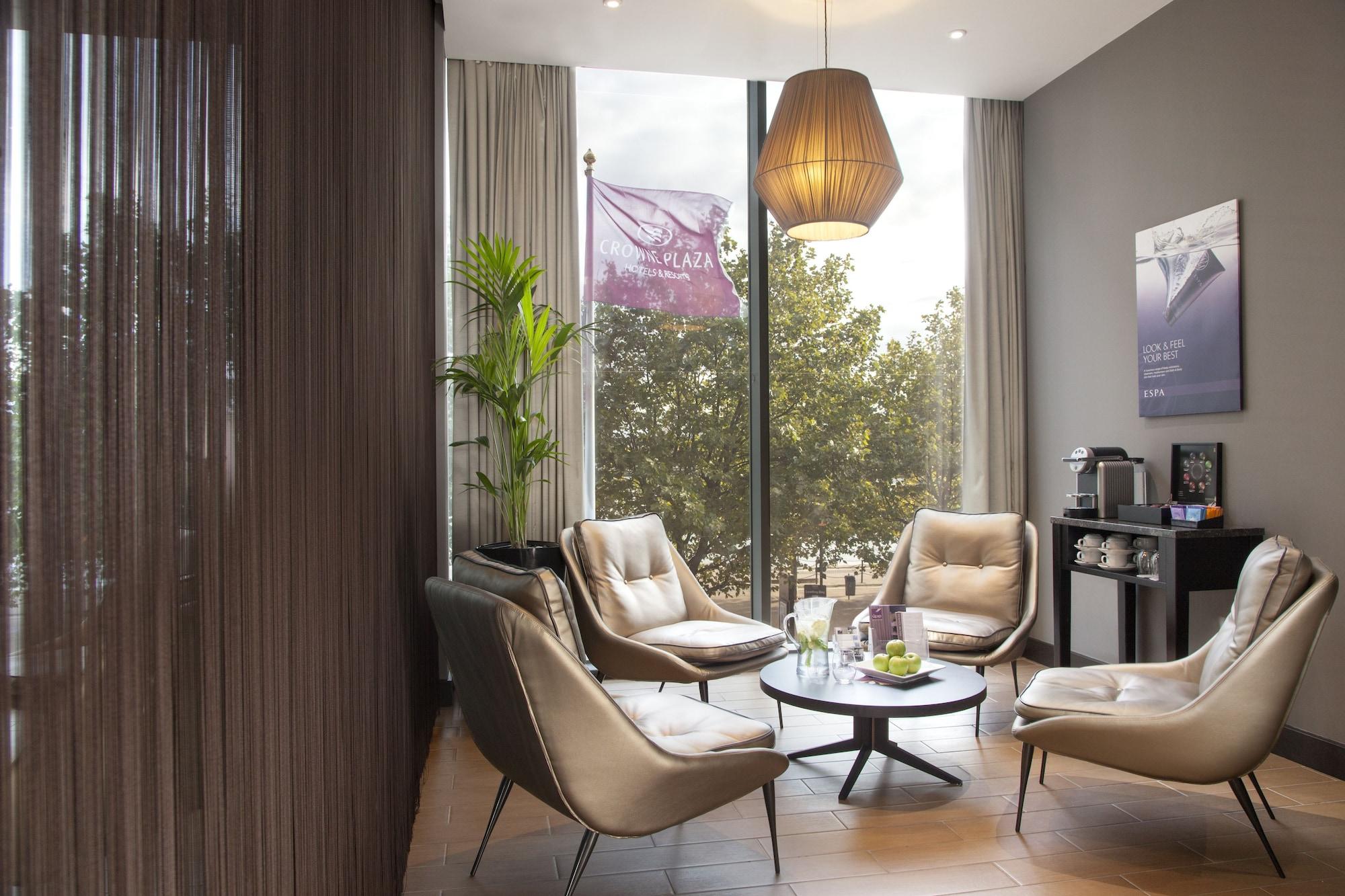 Spa Crowne Plaza London - Docklands by IHG