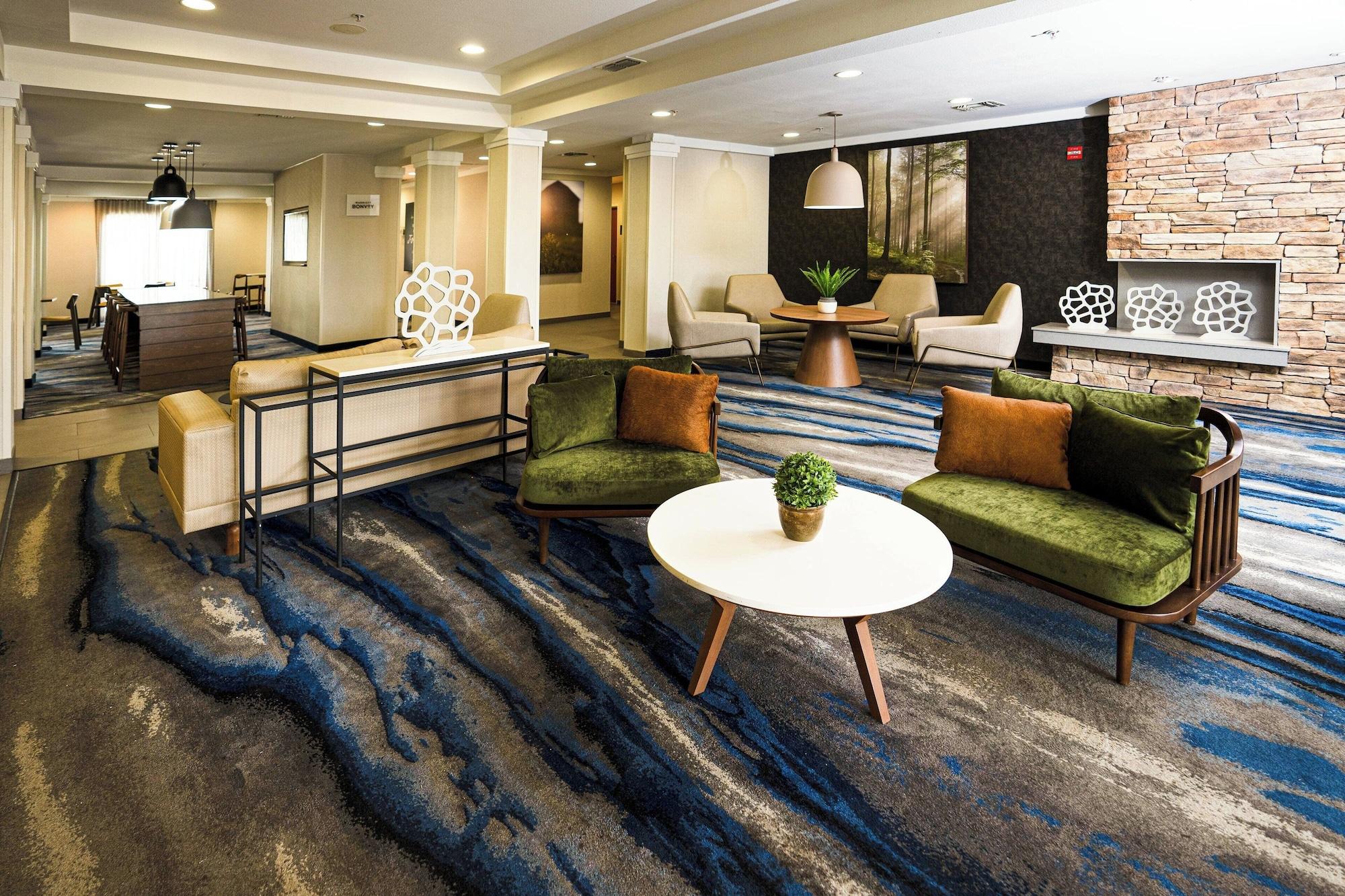 Vista Lobby Fairfield Inn and Suites by Marriott Laredo