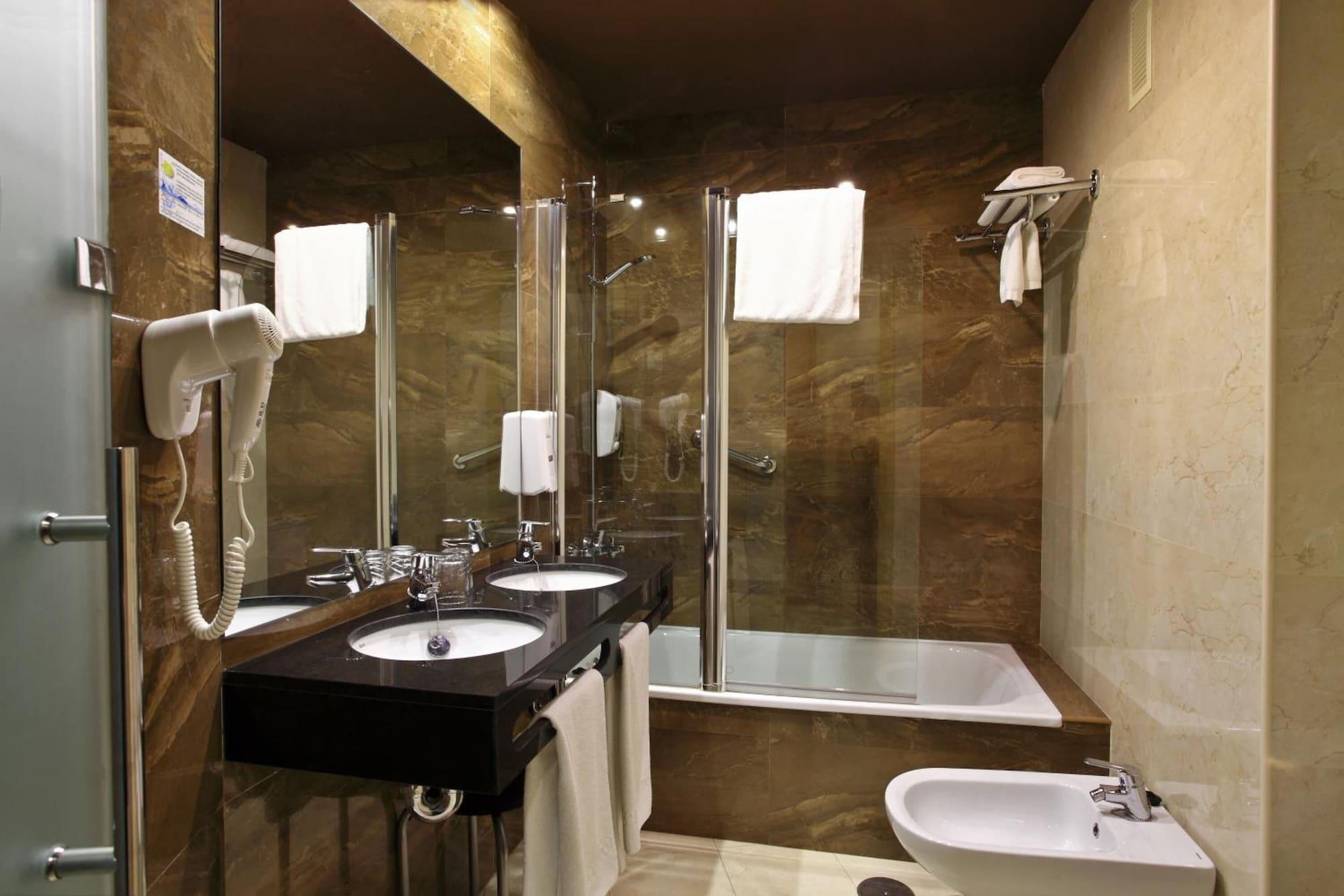 Equipamiento de Habitación Hotel Navarro