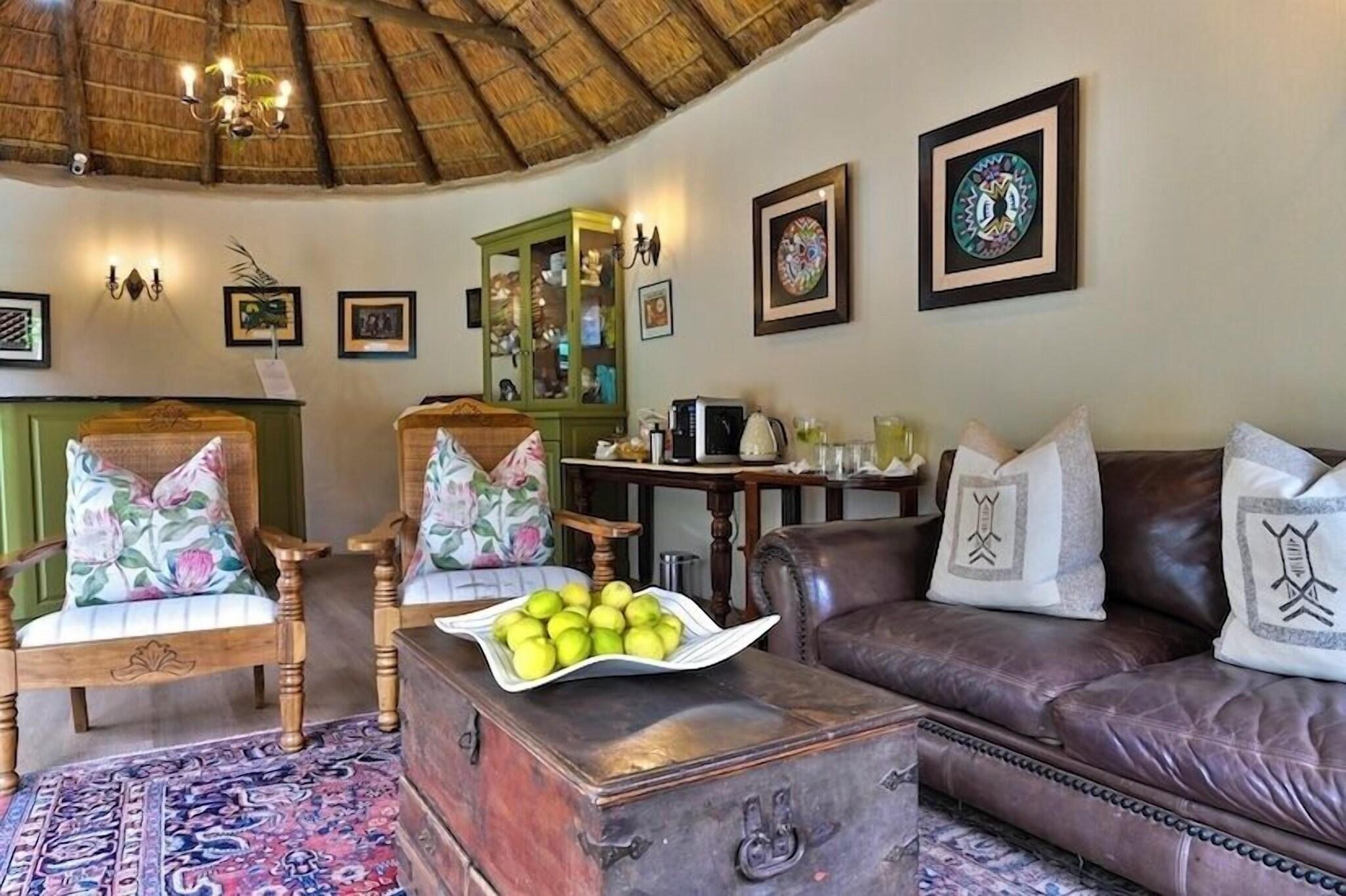 Vista Lobby Woodall Country House & Spa