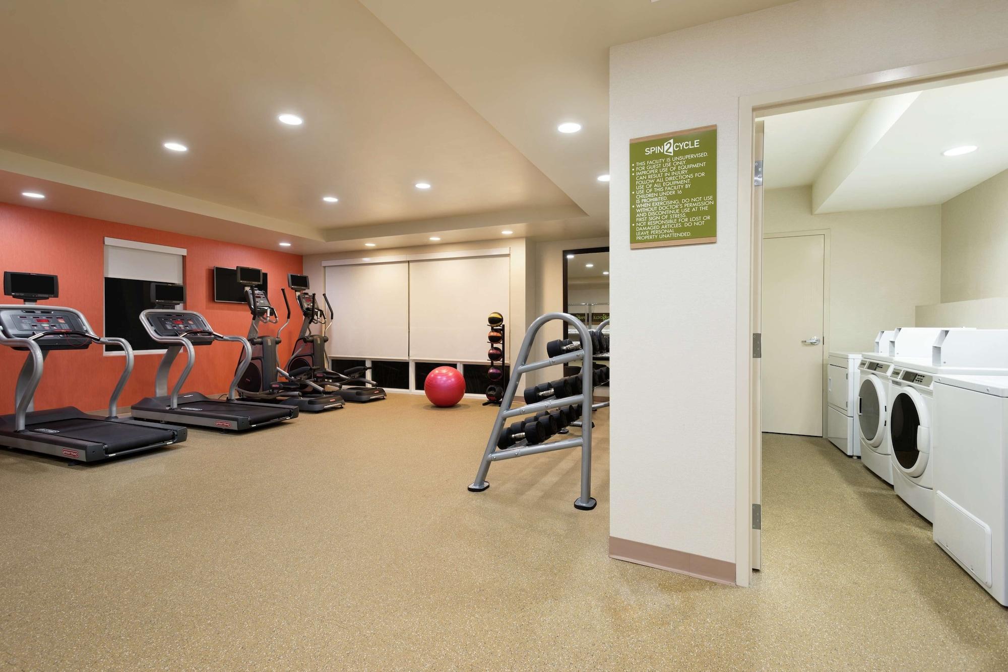 Gimnasio Home2 Suites by Hilton Florida City, FL