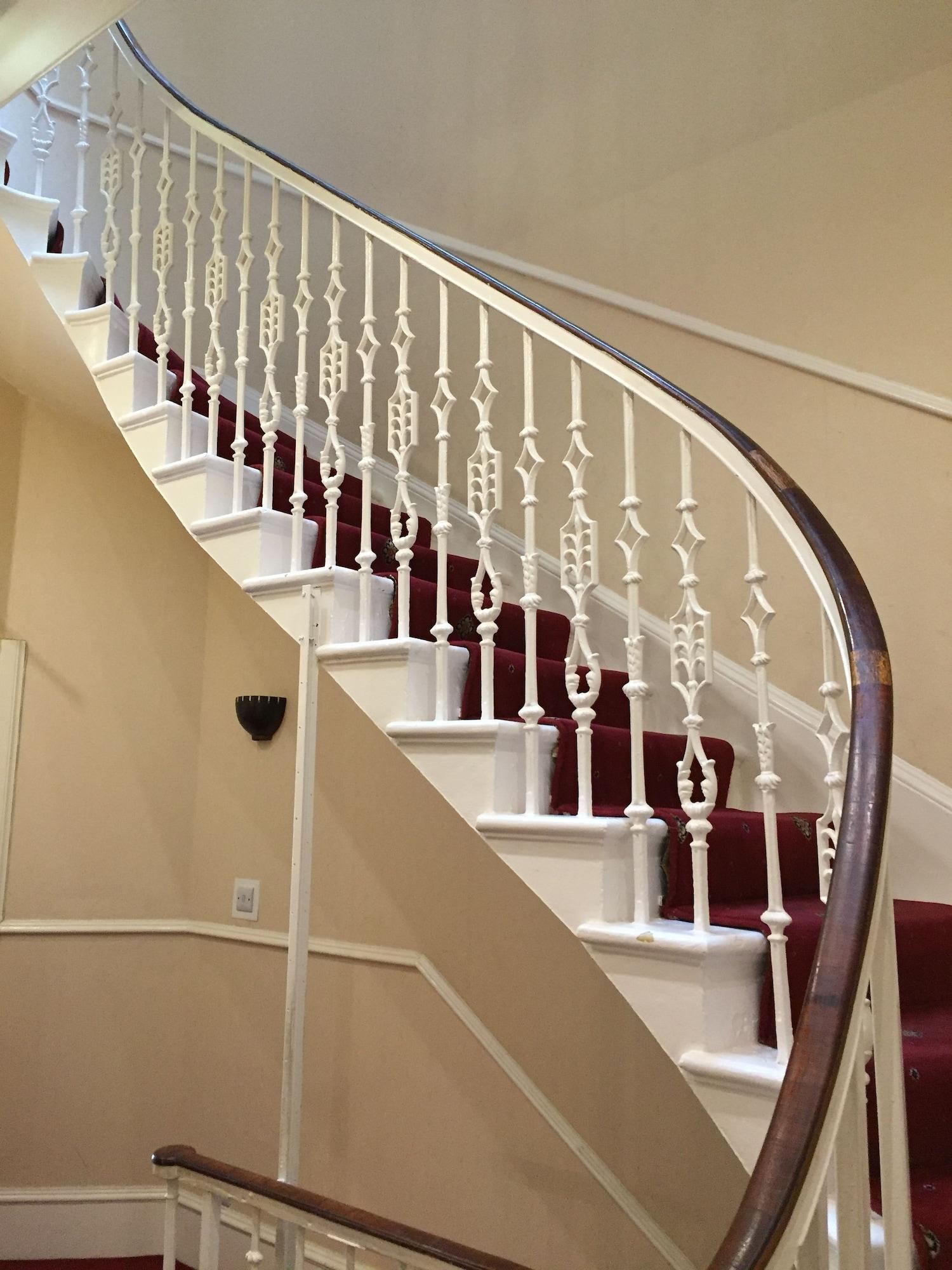 Varios Culane House Hotel