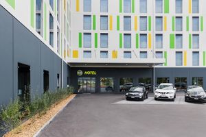Alojamiento - B&B HOTEL Zurich Airport Rumlang