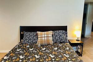 Alquiler Vacacional - Campu's Basement Studio w/ private entrance