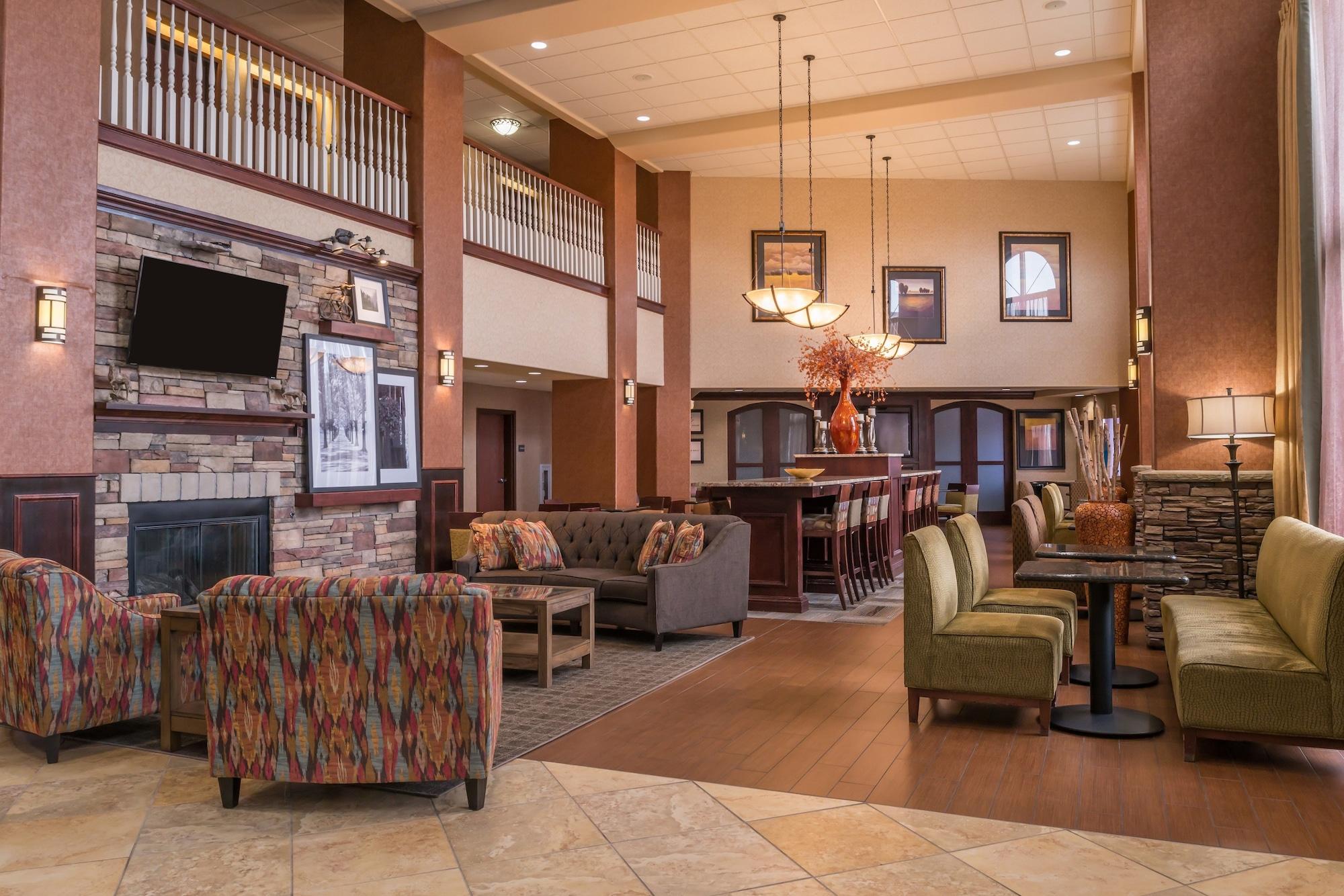 Vista Lobby Hampton Inn & Suites Boise-Meridian