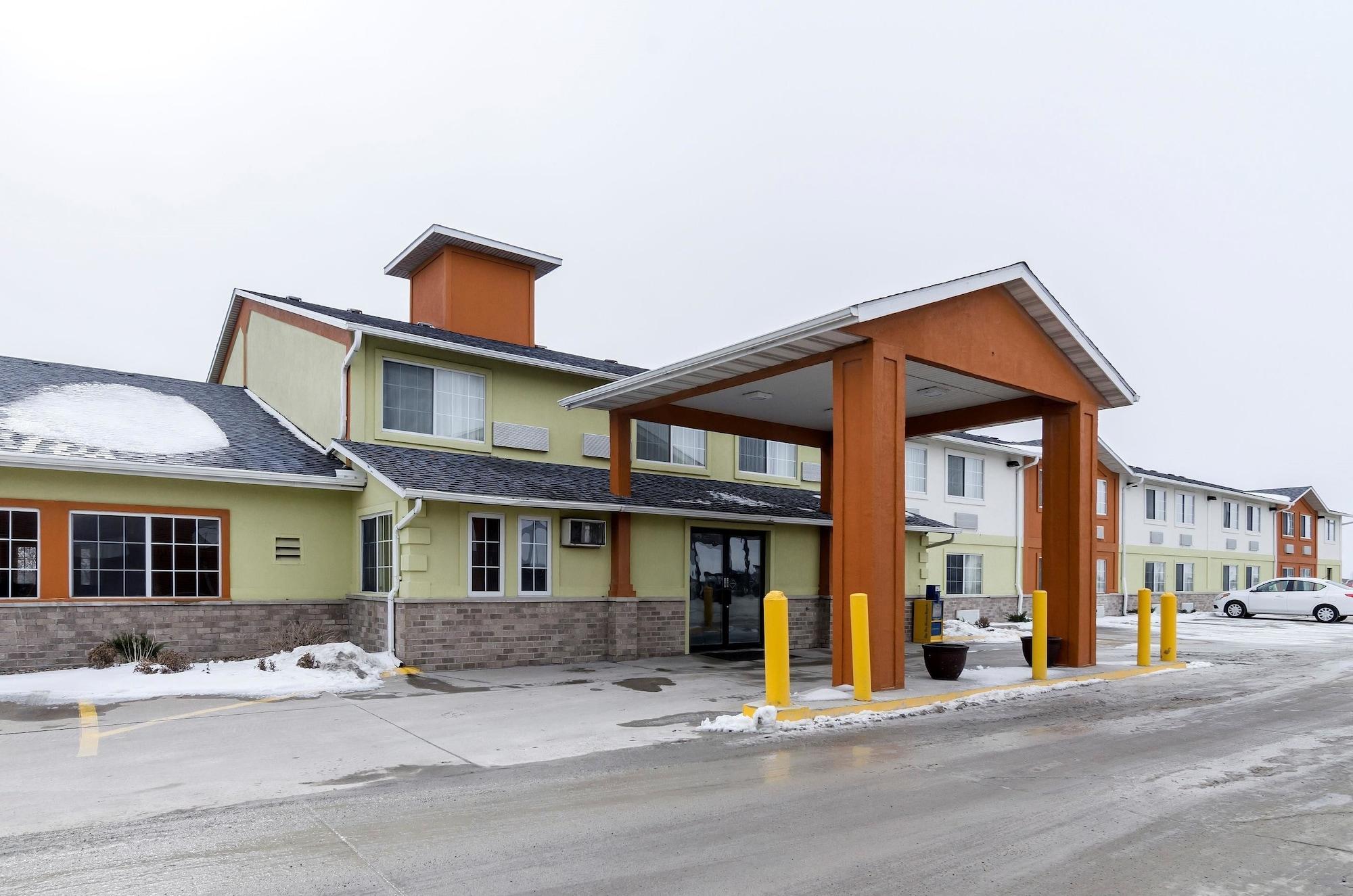 Vista Exterior Quality Inn Osceola
