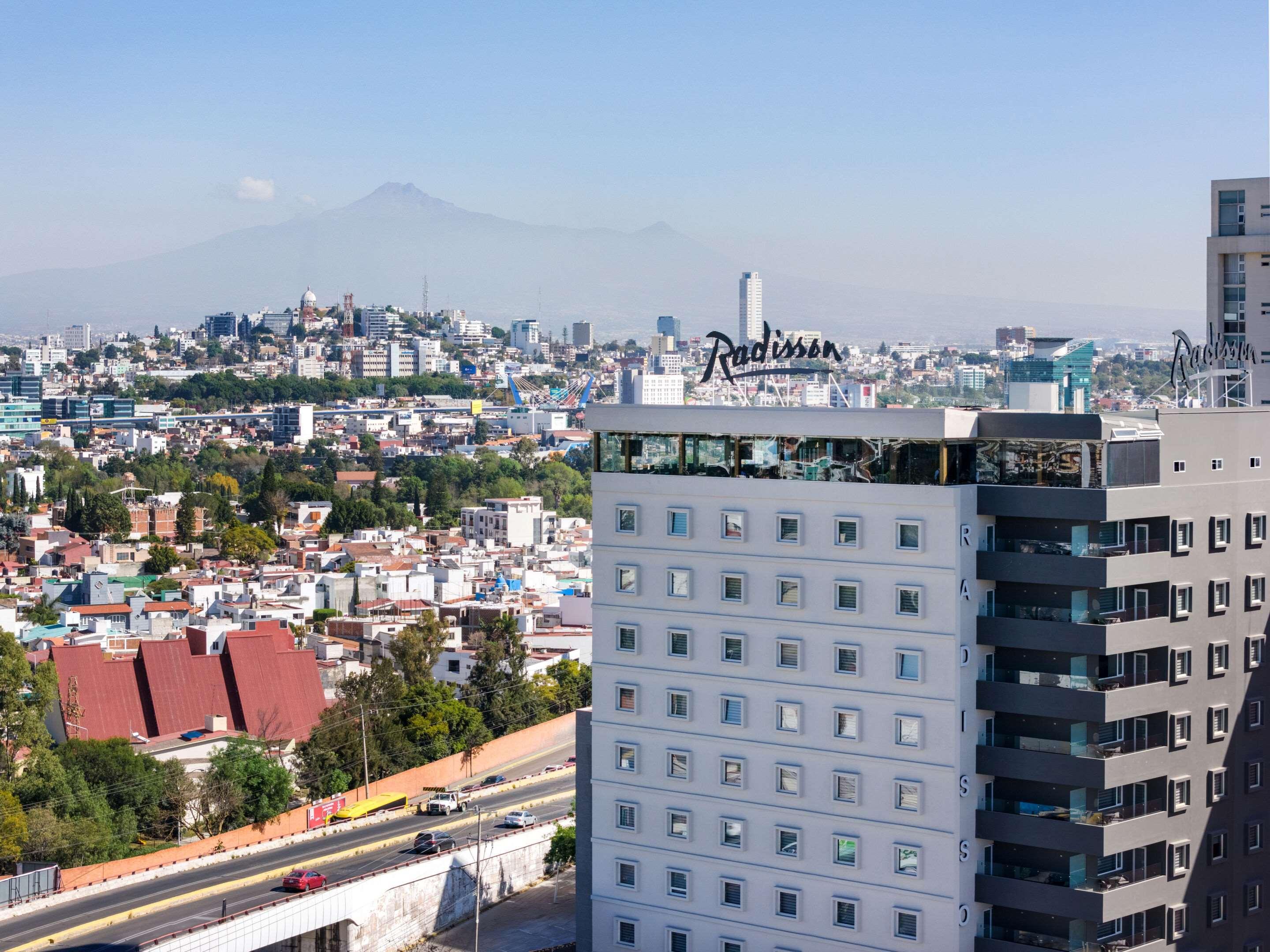 Vista Exterior Radisson Puebla Angelopolis