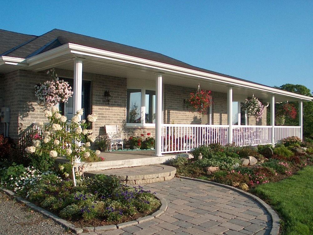 Vista Lobby Golden Pathways Retreat and B&B