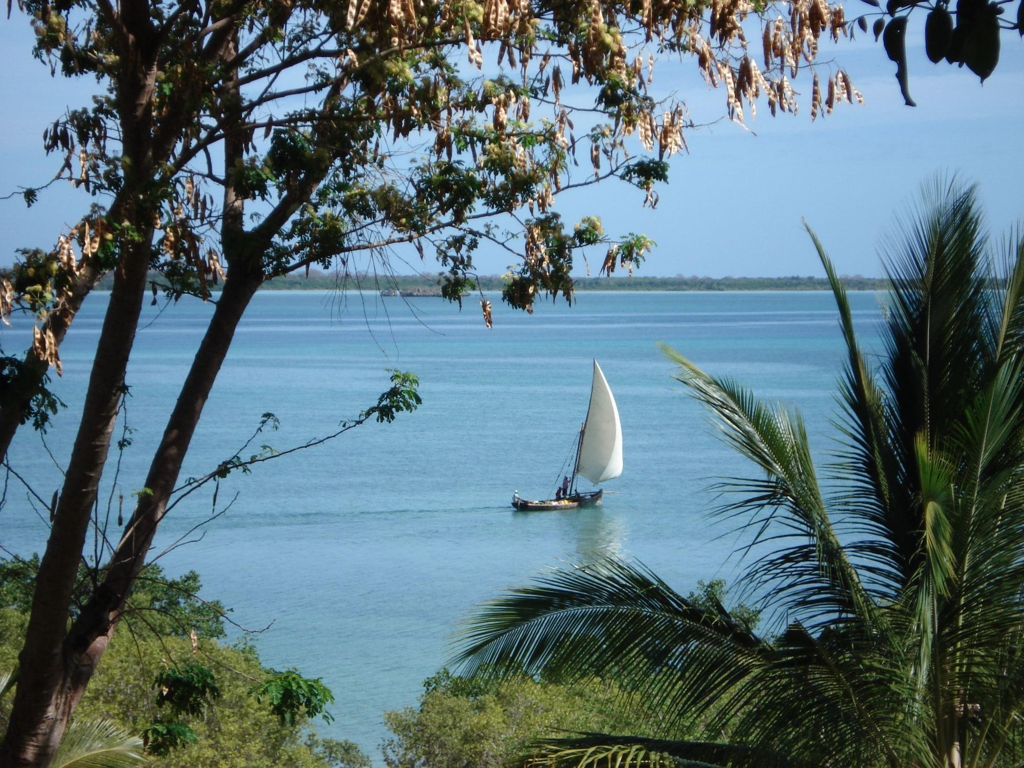 Playa Kinasi Lodge