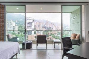 Alquiler Vacacional - LUX STUDIO GUEST PERMITTED BLUX BEST LOCATION POBLADO, KING BED, LARGE BALCONY