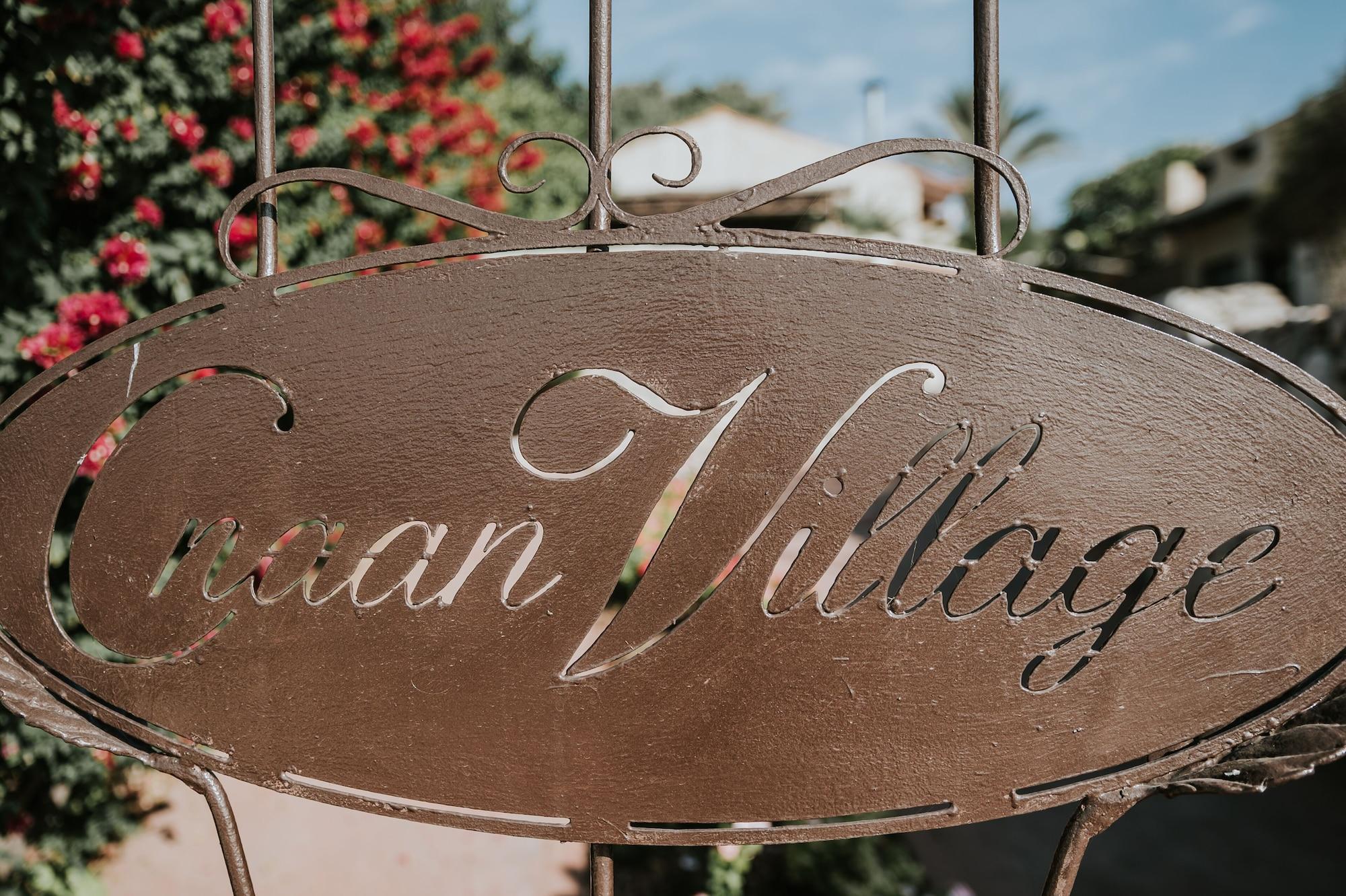 Vista Exterior Cnaan Village - Boutique and Spa Villa