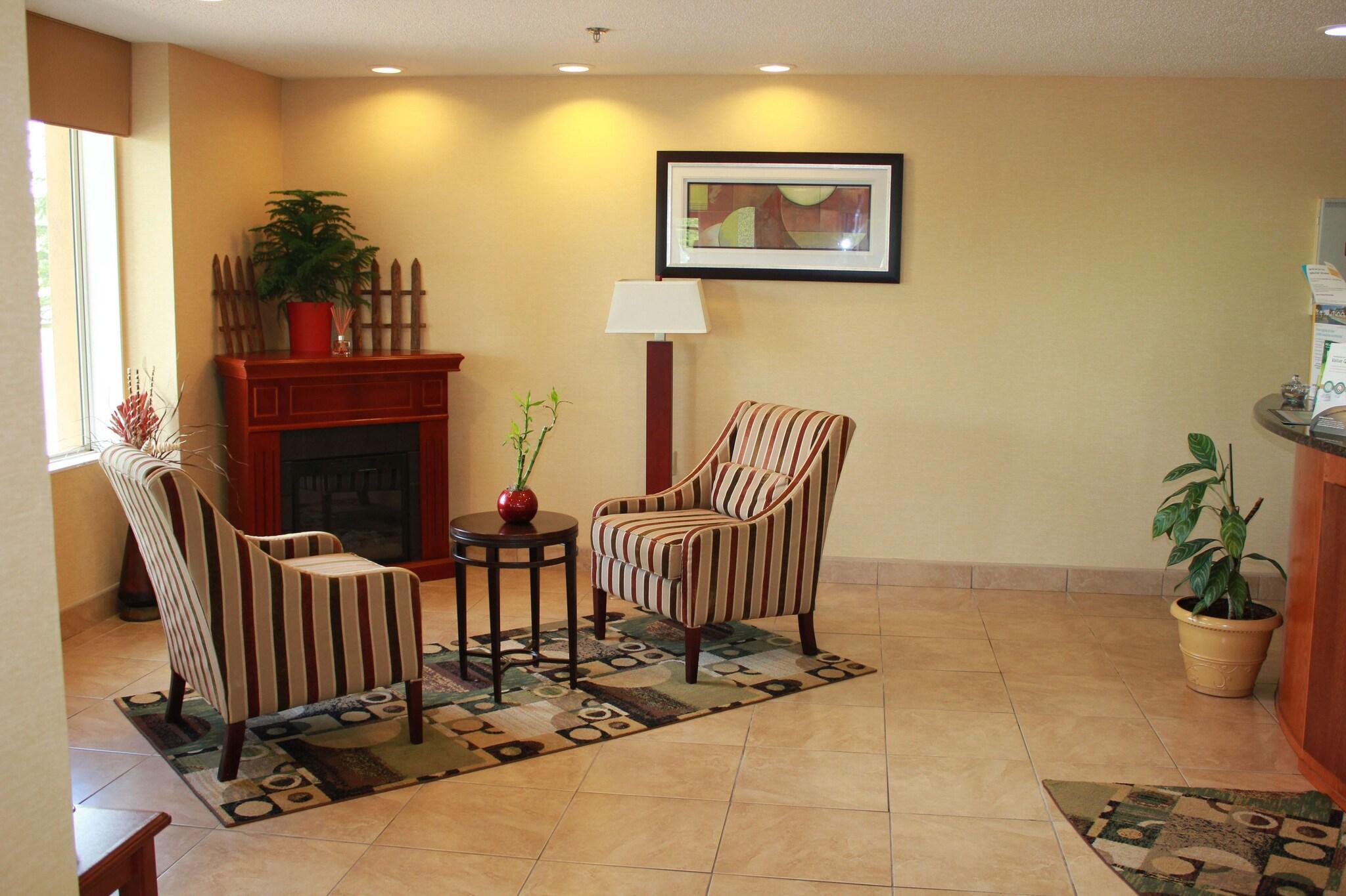 Vista Lobby Quality Inn & Suites