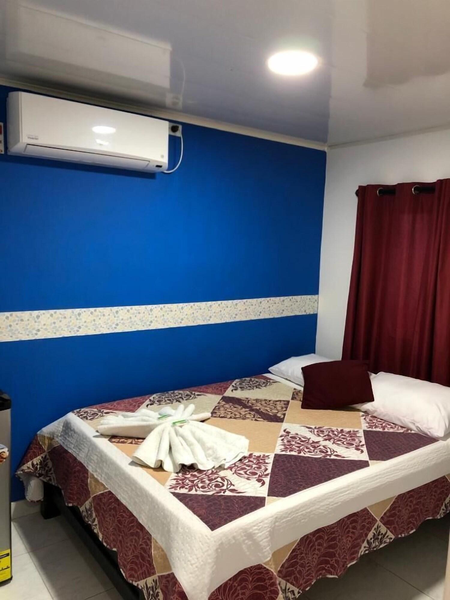 Varios Hostal Cabañas 7 Colores