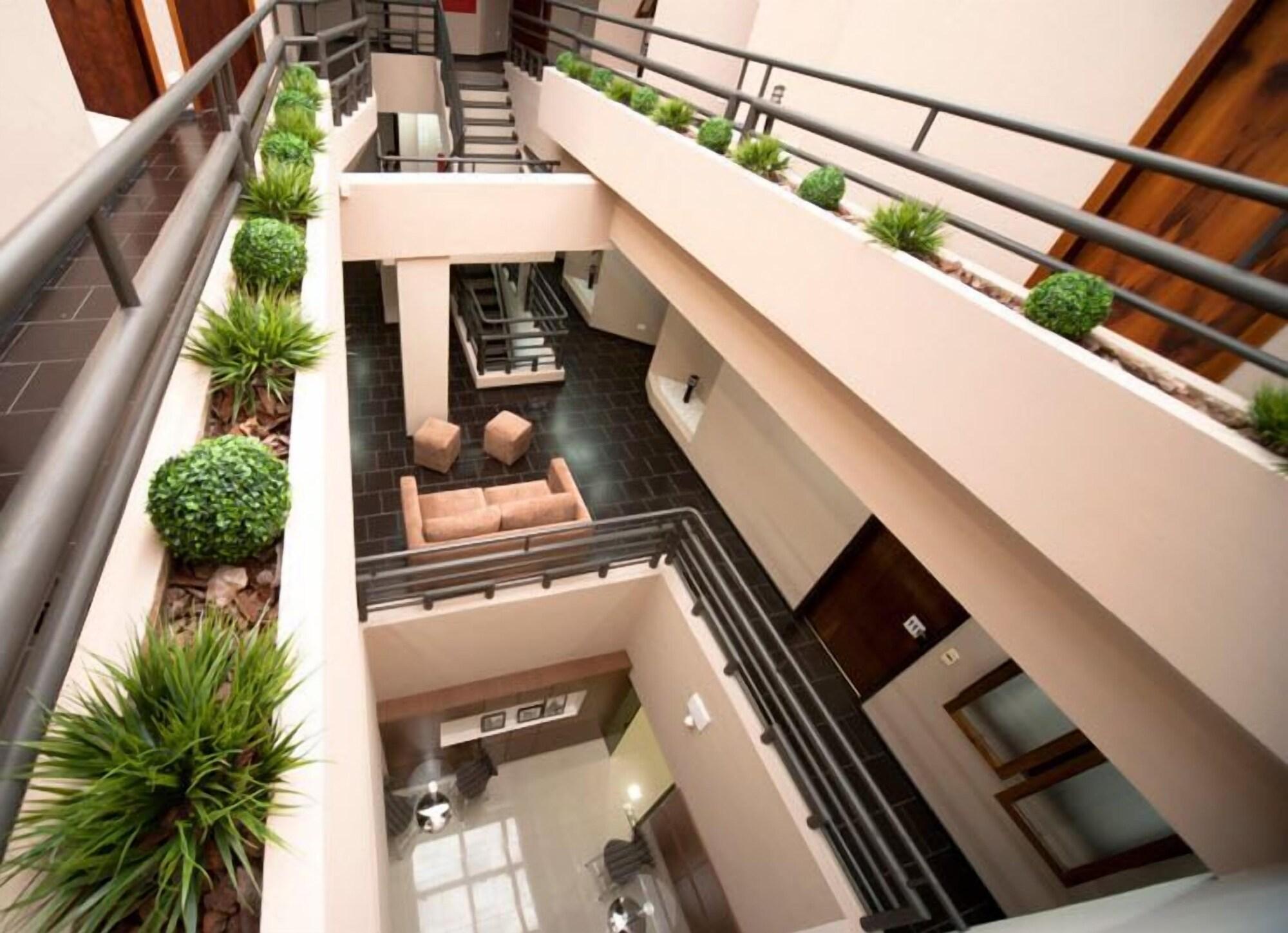 Varios Hotel Sol