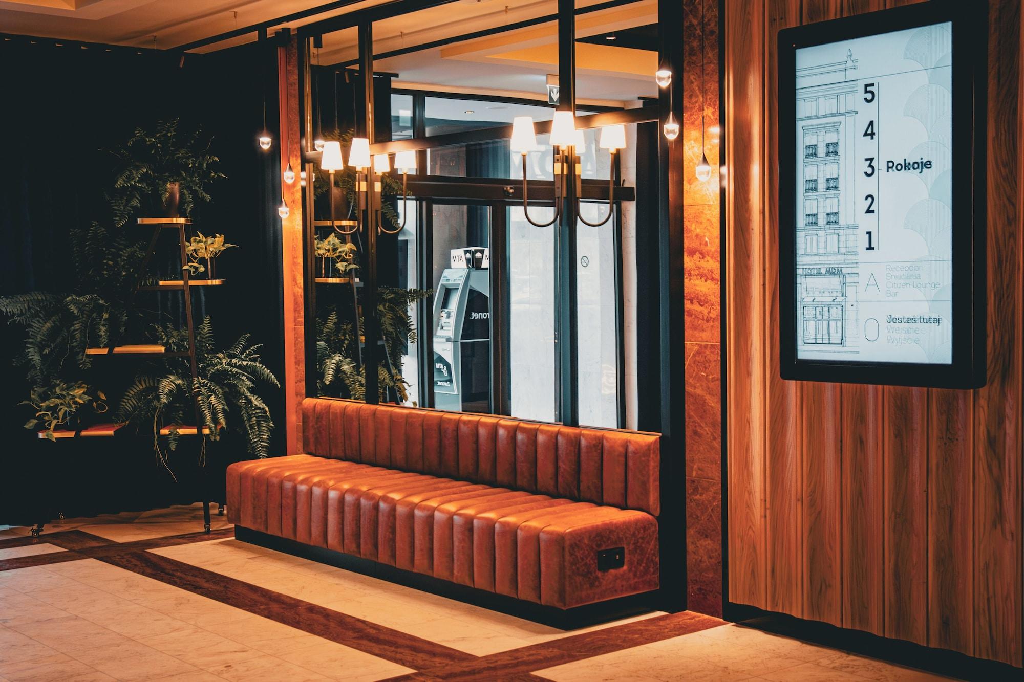 Varios MDM Hotel Warsaw