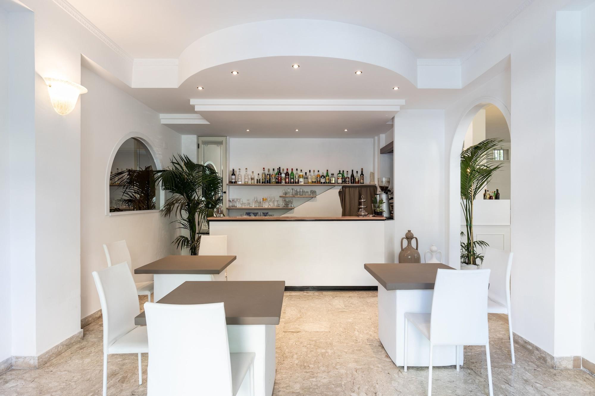 Bar/Salón Hotel Falcone