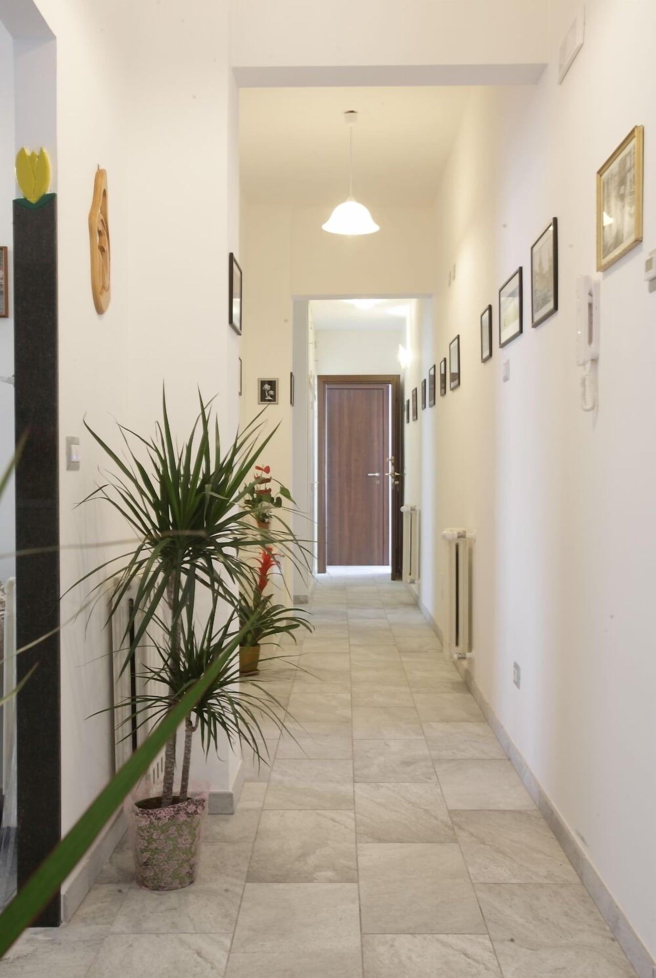 Vista Lobby Etna Sea House