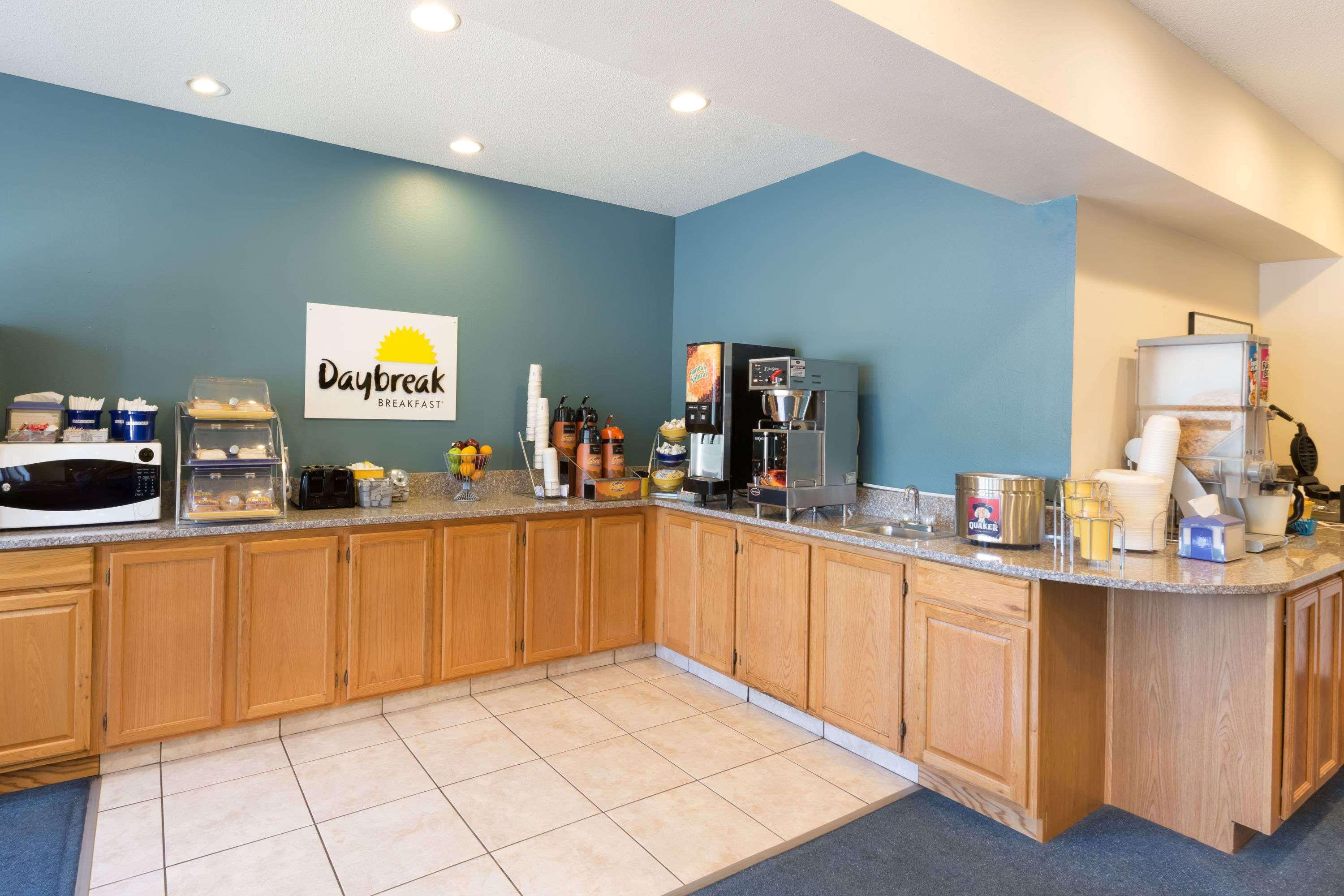 Restaurant Days Inn by Wyndham Hotel Spencer IA