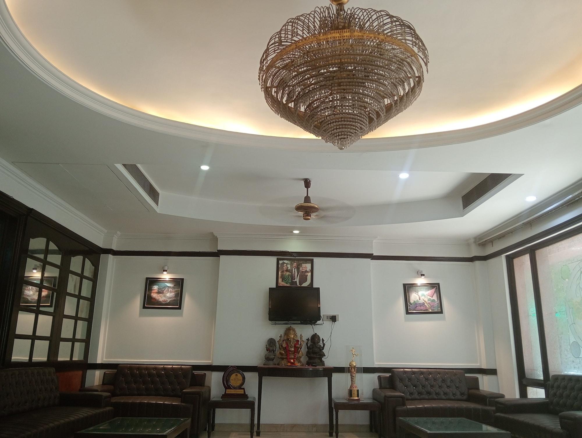 Vista Lobby Hotel Panicker's Residency