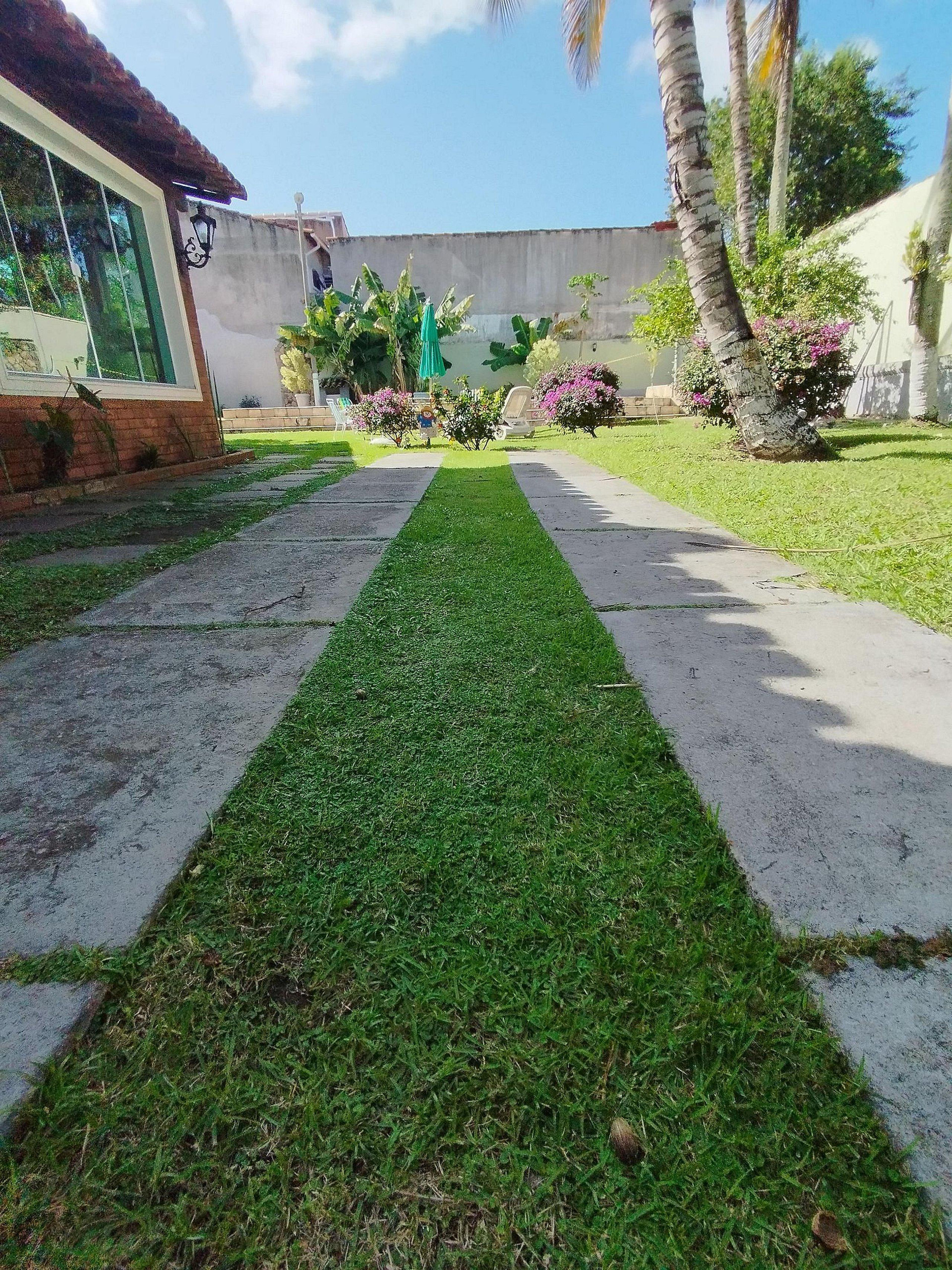 Vista Exterior Casa rústica, espaçosa e aconchegante em Cabo Frio