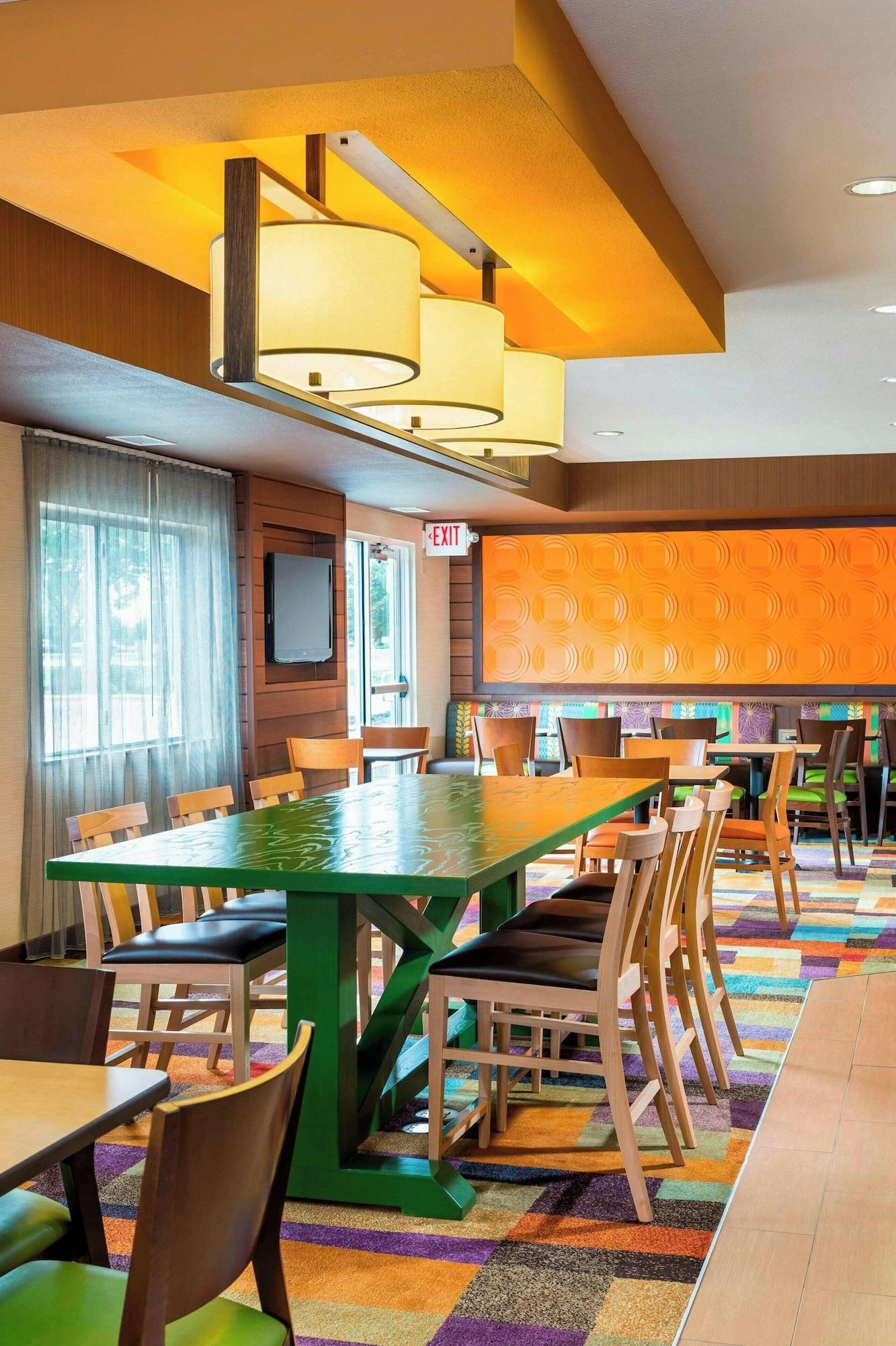 Restaurant Fairfield Inn & Suites Lafayette