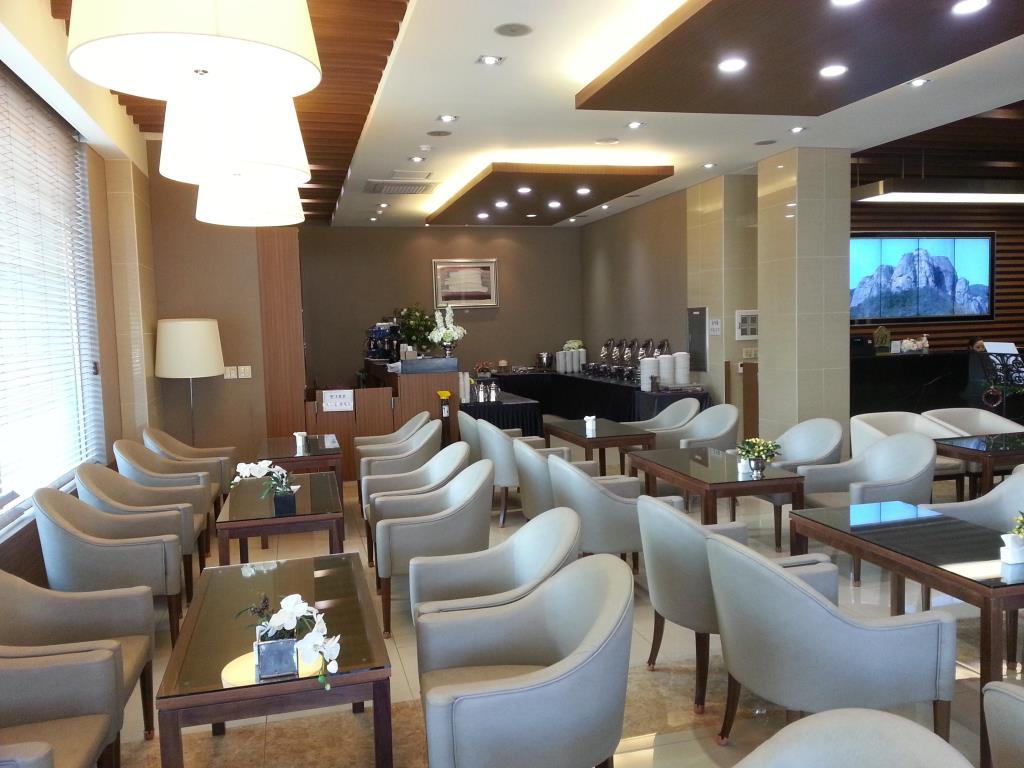 Bar/Salón Juwangsan Spa Tourist Hotel