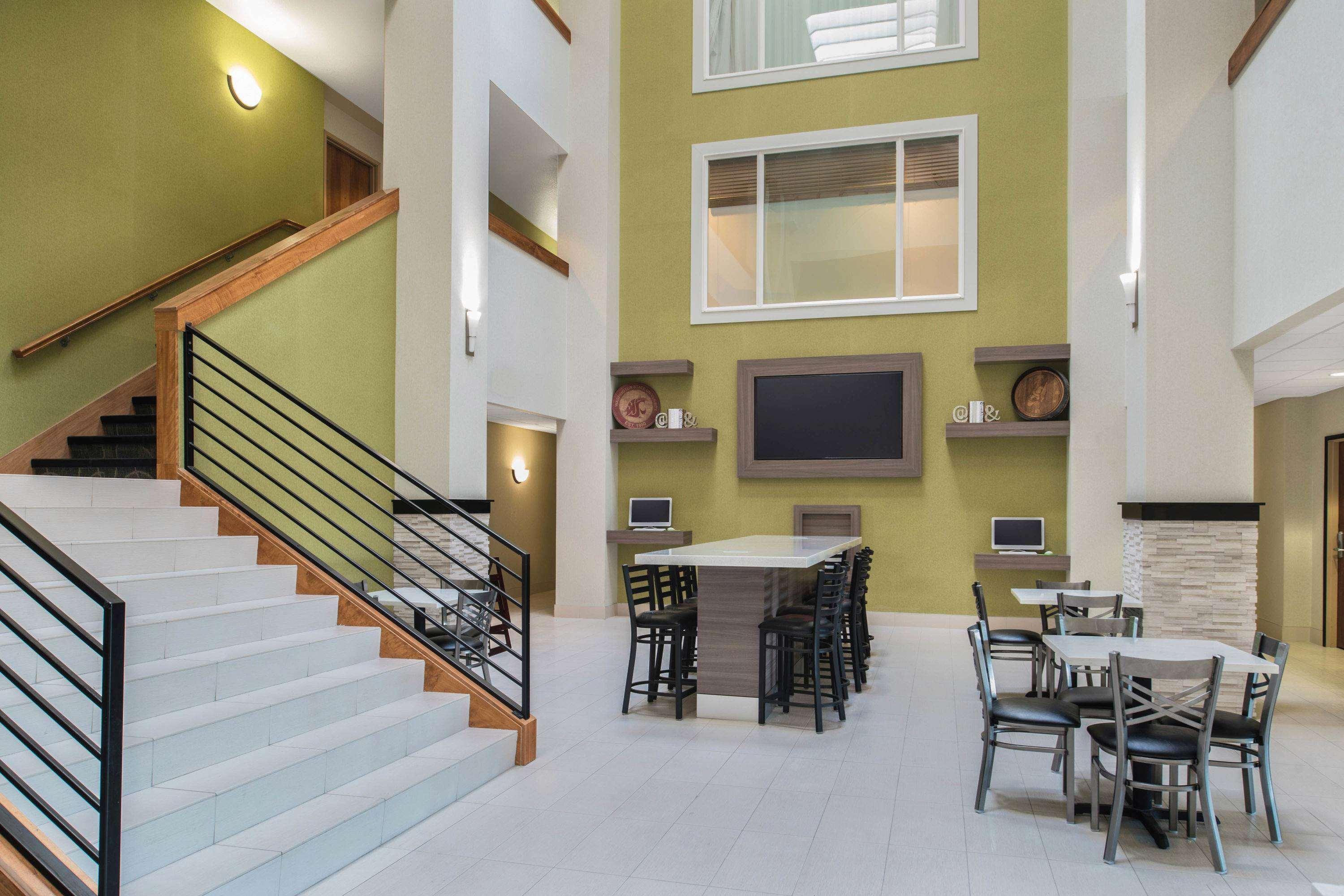 Restaurant La Quinta Inn & Suites by Wyndham Moscow Pullman