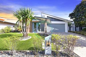 Alquiler Vacacional - Zenhouse Vista Elegant 5-br Coastal Haven