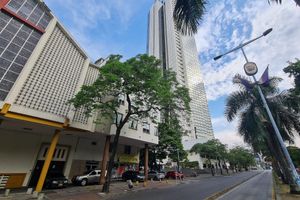 Alquiler Vacacional - 301 Moderno Aparta-Suite en Versalles Tipo Loft - Cali Tower Suites & Lofts