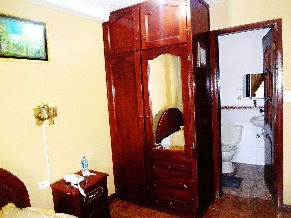 Set de Habitación Hotel Master's Suite