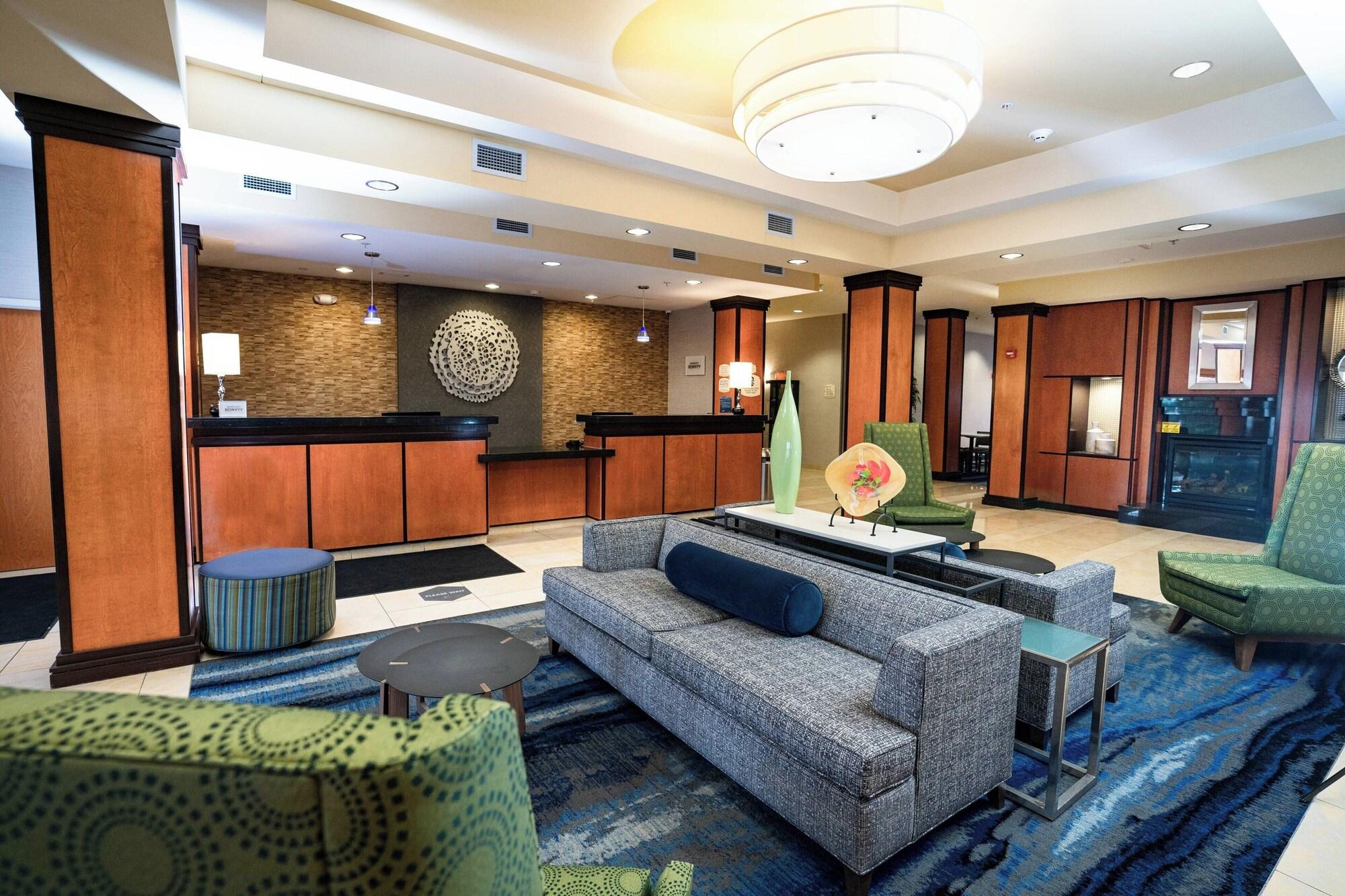 Vista Lobby Fairfield Inn & Suites by Marriott Grand Island