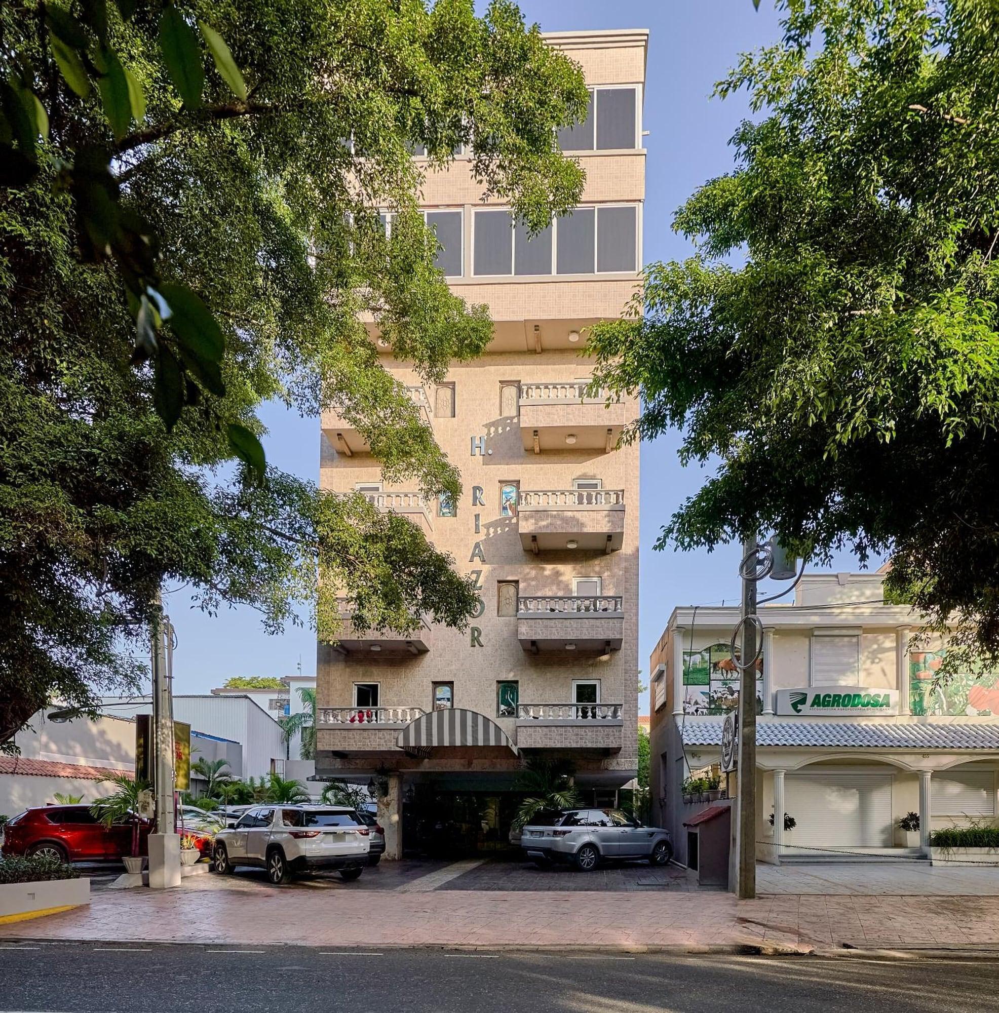Vista Exterior Hotel Riazor