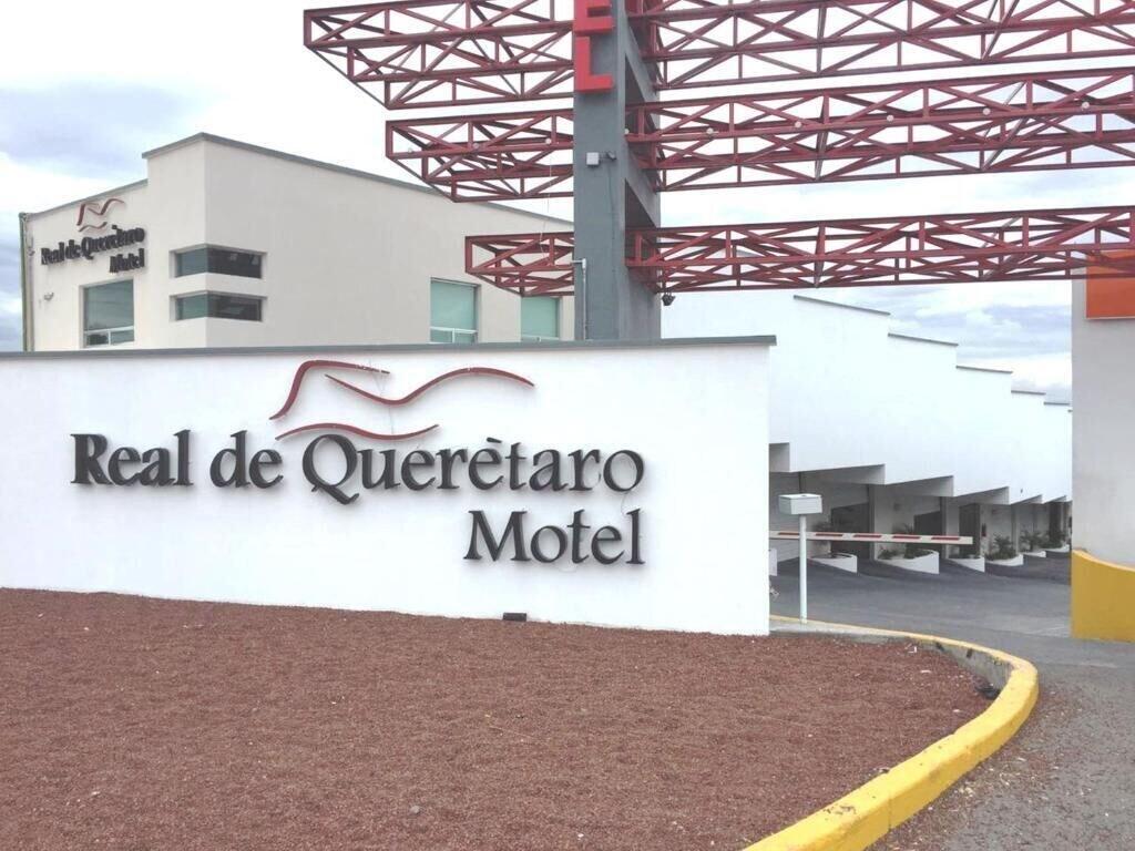 Vista Exterior Motel Real de Querétaro