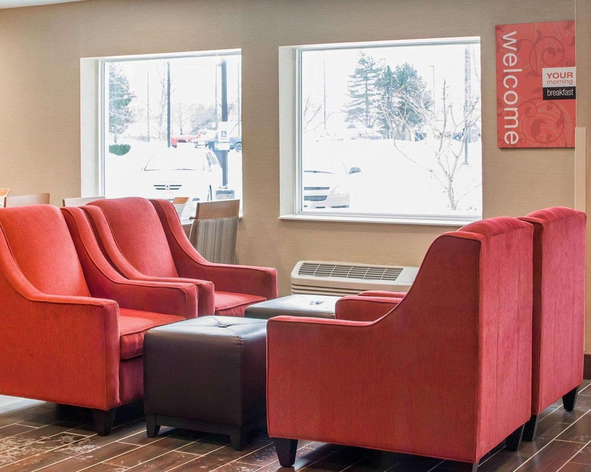 Vista Lobby Comfort Inn Mayfield Heights Cleveland East