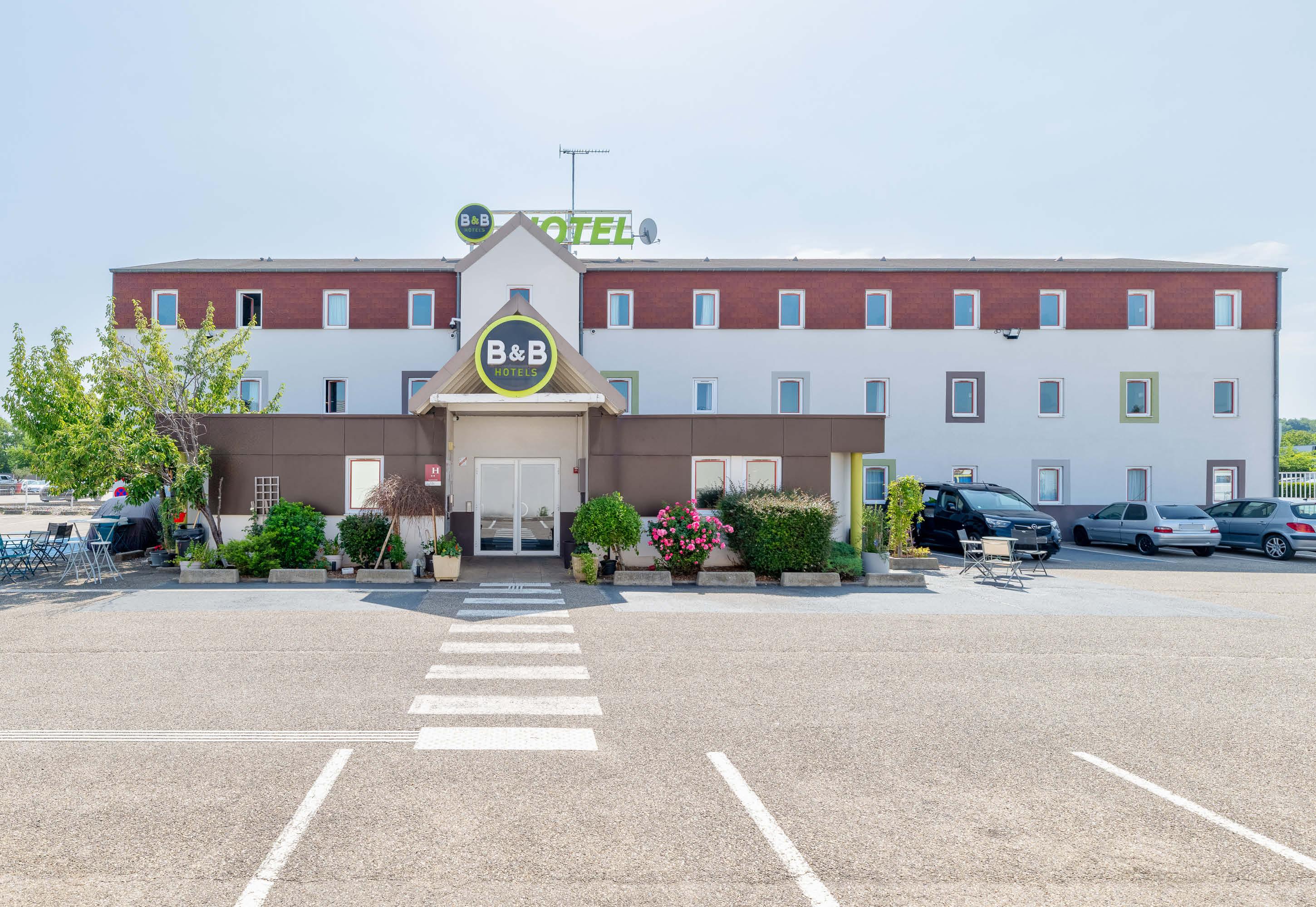 Vista Exterior B&B HOTEL LYON St Bonnet Mi-Plaine