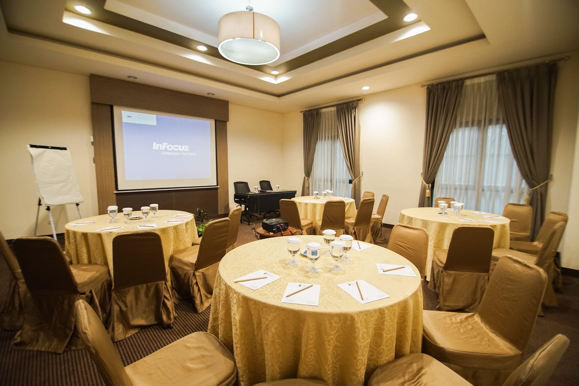 Sala de Reuniones Sofyan Hotel Soepomo