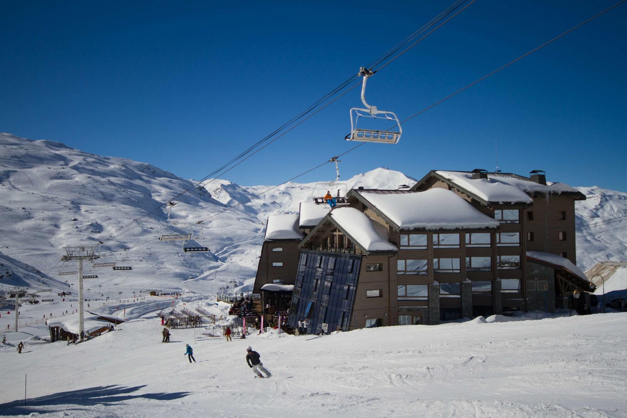 Vista Exterior Altapura Hôtel & Spa Val Thorens