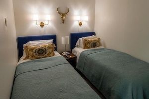 Alquiler Vacacional - 3106- One Bedroom + Den Deluxe Powderhorn Lodge 1 Hotel Room by RedAwning