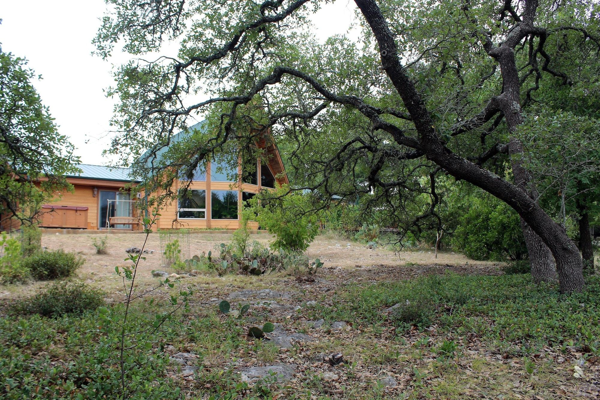 Vista Exterior Prow'd House Bed & Breakfast