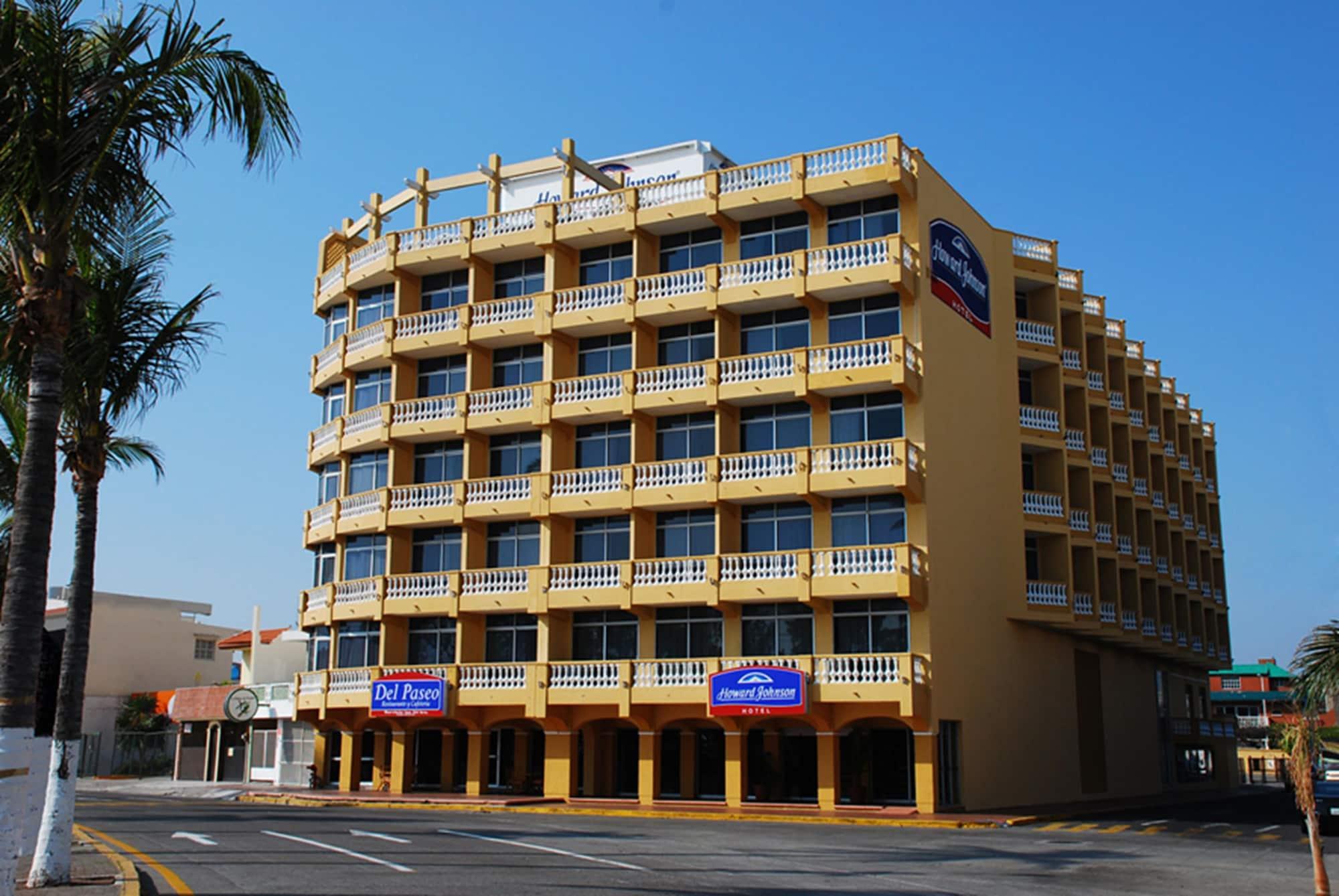 Vista Exterior Howard Johnson by Wyndham Veracruz