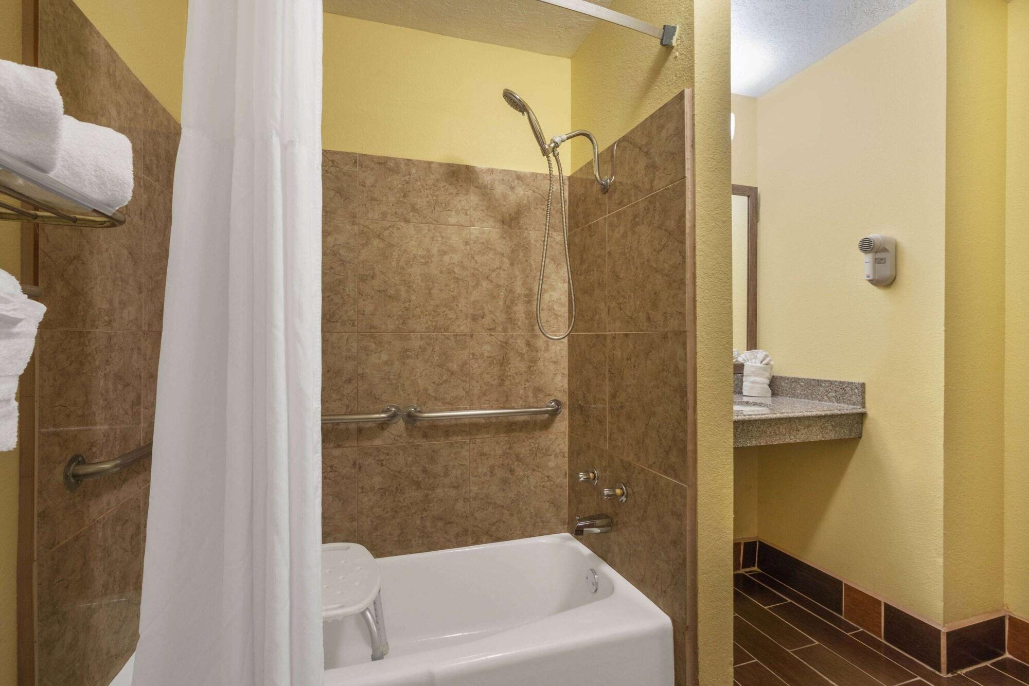 Equipamiento de Habitación Days Inn by Wyndham Tucumcari
