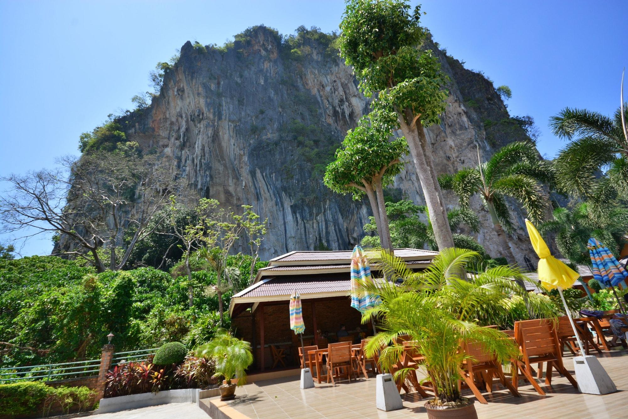 Vista Exterior Diamond Cave Resort