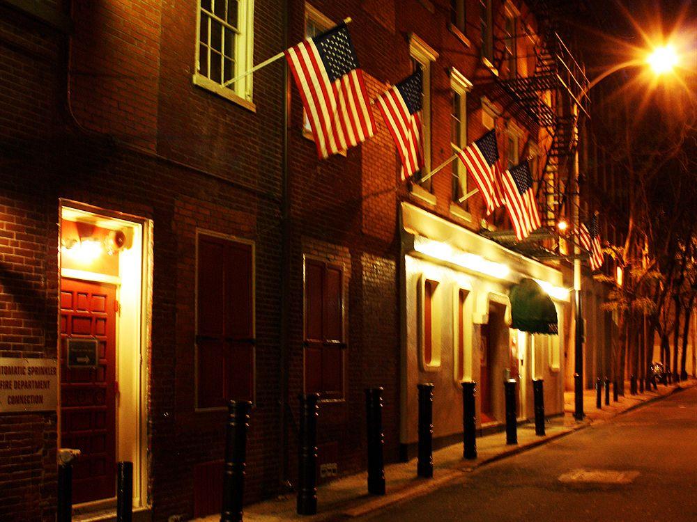 Vista Exterior Apple Hostels
