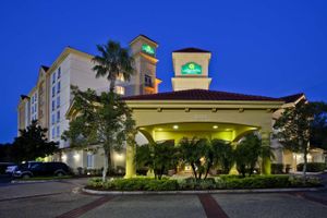 La Quinta Inn and Suites Orlando Convention Center