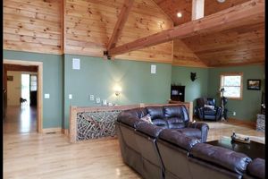 Alquiler Vacacional - Family Cabin with Hot Tub & Game room. 8.3 miles from Appalachian Ski Mt.