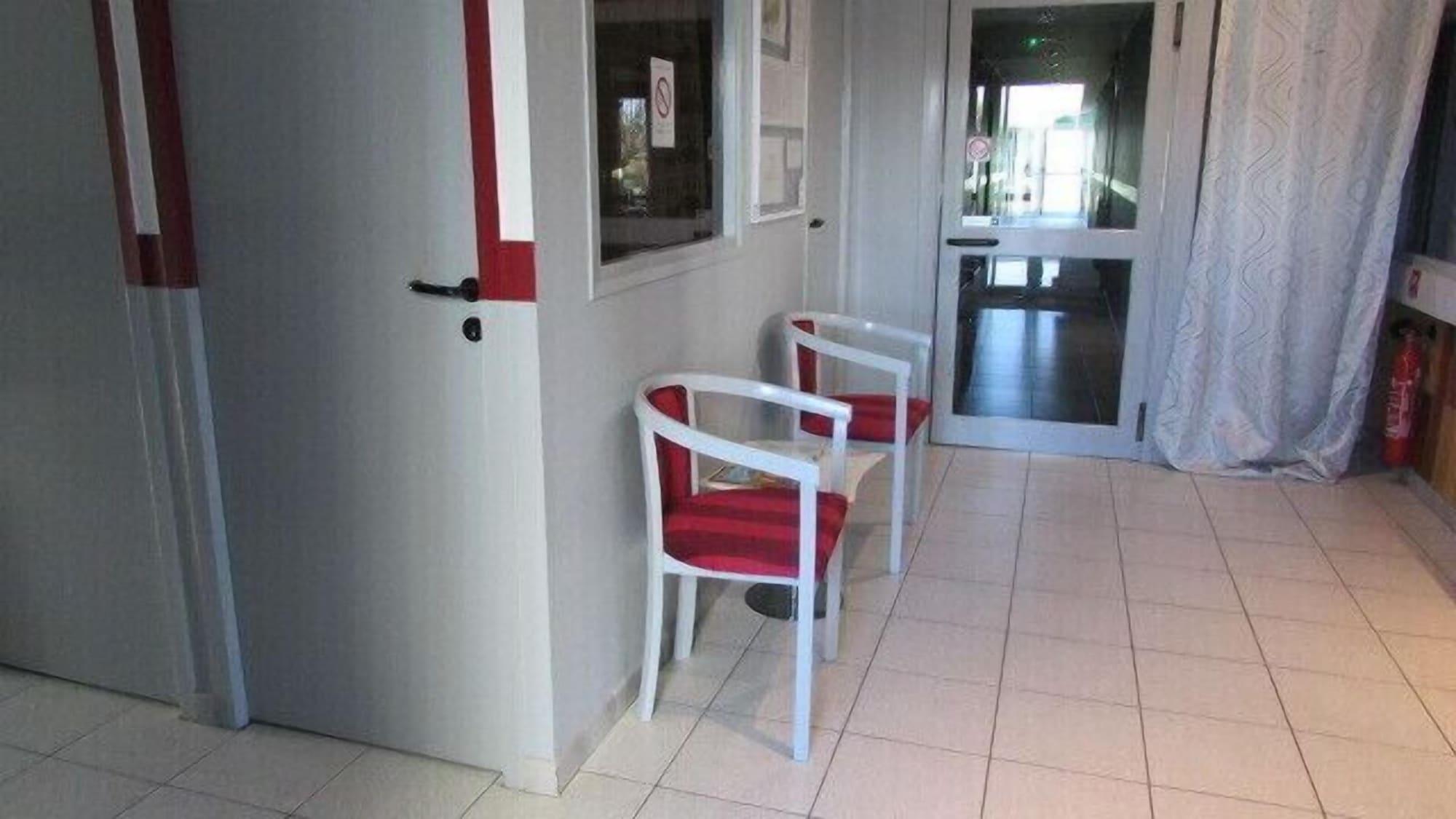 Vista Lobby Le Bon Repos